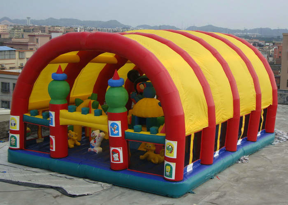 Tenda del tetto che protegge i materiali gonfiabili di spessore del parco di divertimenti 0.55mm