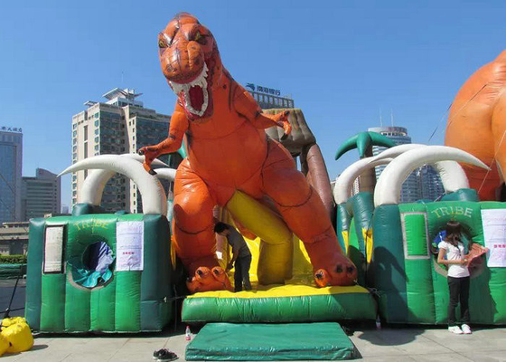 Struttura gonfiabile all'aperto Retardent del parco di divertimenti con la grande esplosione Dinosour