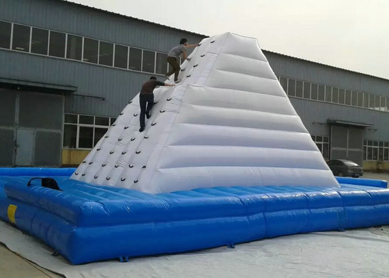 Parete rampicante gonfiabile commerciale, tela cerata del PVC di Platone della parete di arrampicata di esplosione