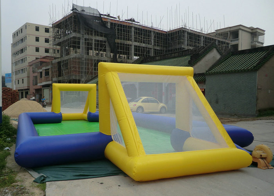 Giocattoli gonfiabili su ordine 18x10m ignifugo di sport per gioco di sport