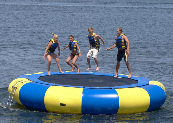 Trampolino di galleggiamento protettivo UV dell'acqua, lato rivestito del trampolino due di esplosione