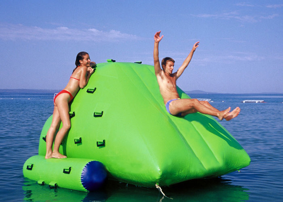 Cassaforte gonfiabile variopinta di altezza su misura 4.5m dell'iceberg 3m per il gioco di divertimento