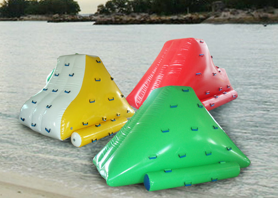 Cassaforte gonfiabile variopinta di altezza su misura 4.5m dell'iceberg 3m per il gioco di divertimento