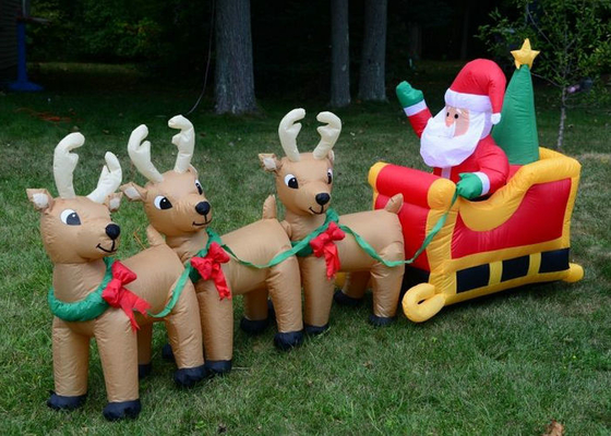 Decorazioni gonfiabili di festa del Babbo Natale con la doppia linea delle renne cucita