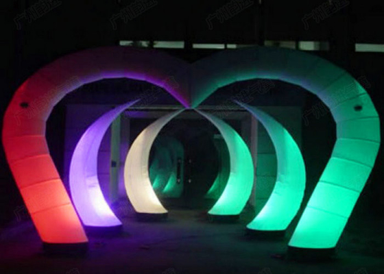 I corni a forma di accendono la doppia linea di Inflatables cucita per la prestazione della fase