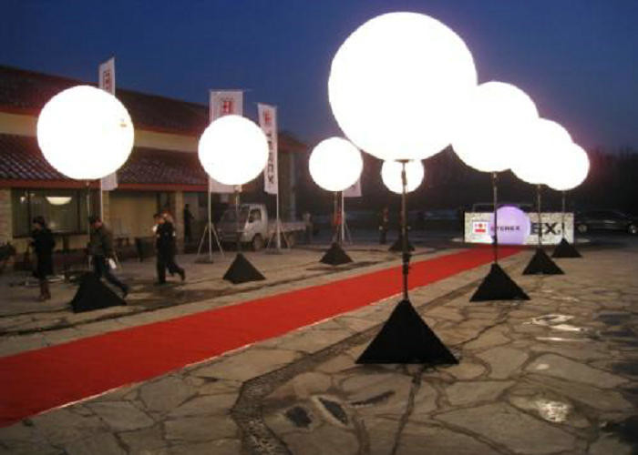 Il colore bianco accende i palloni, diametro gonfiabile della decorazione 1.5m di illuminazione