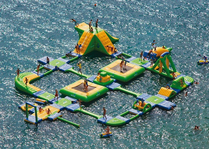 Parco rimbalzante dell'acqua di alta durevolezza, preventivo di corrosione di acqua di mare del parco dell'acqua di sport dell'acqua